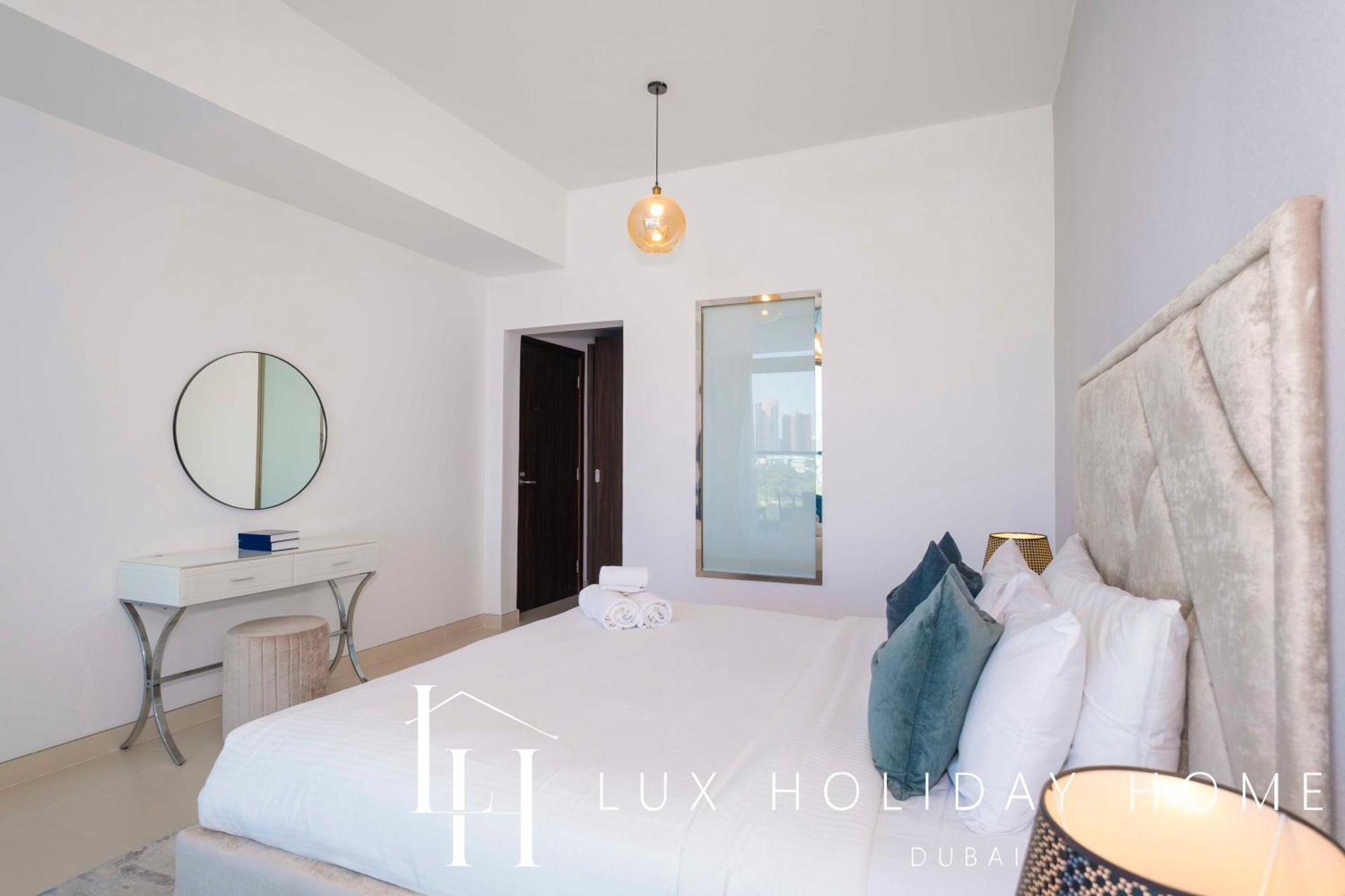 LUX - Opulent Island Suite 3 Dubai Exterior foto